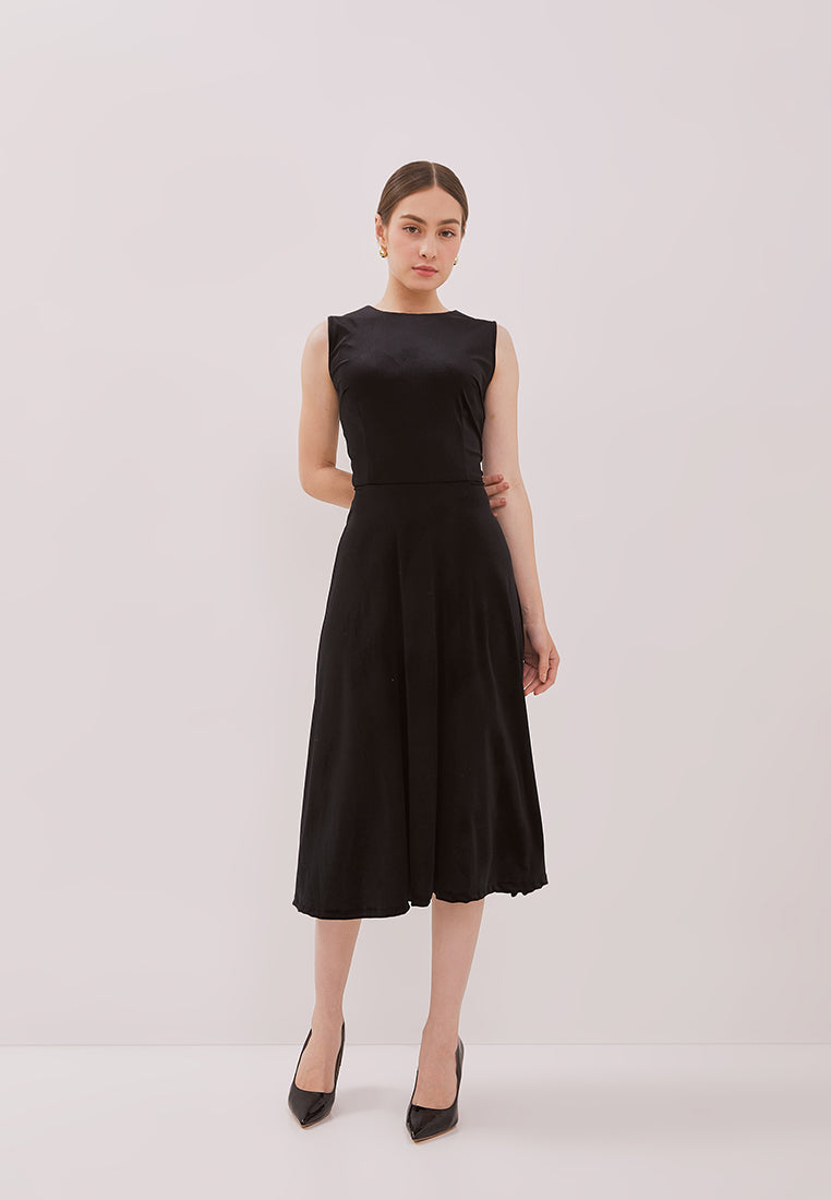 velvet fit and flare dress Black Size:66R Normal cost for wedding GeneralColour: Red and a sheer