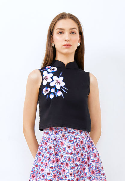 CHERRY BLOSSOM Embroidery Black Crop Top