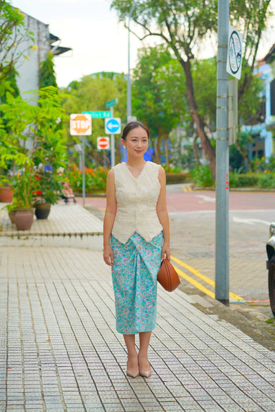 3D Tenun White Vest Top