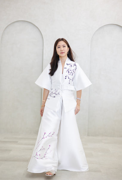 Cherry Blossoms in B/W Kebaya Jacket