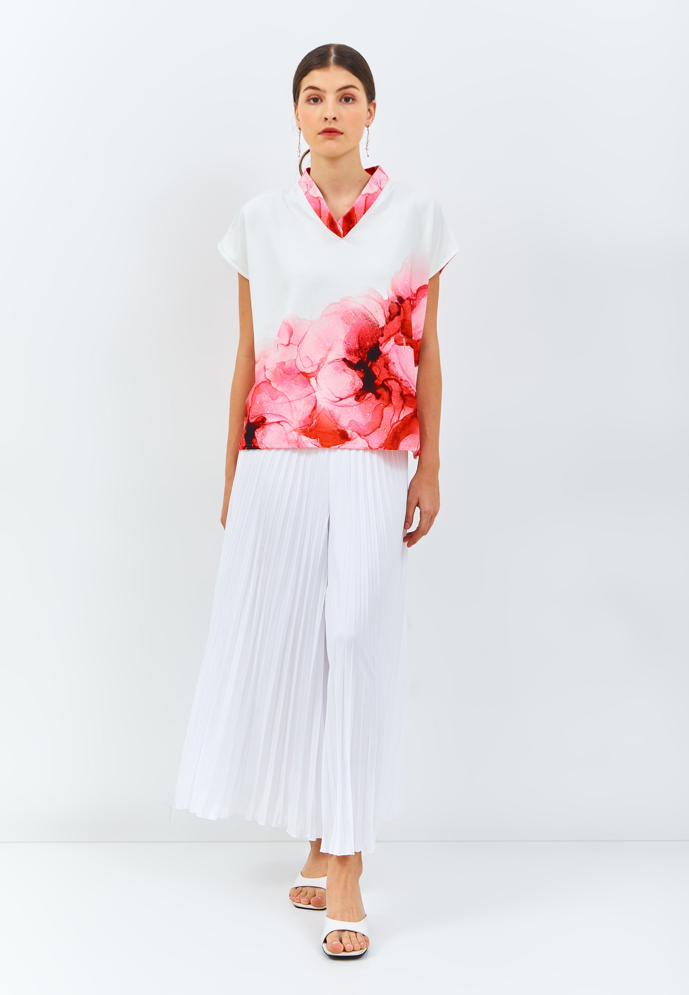 PEONIES Multiway Top