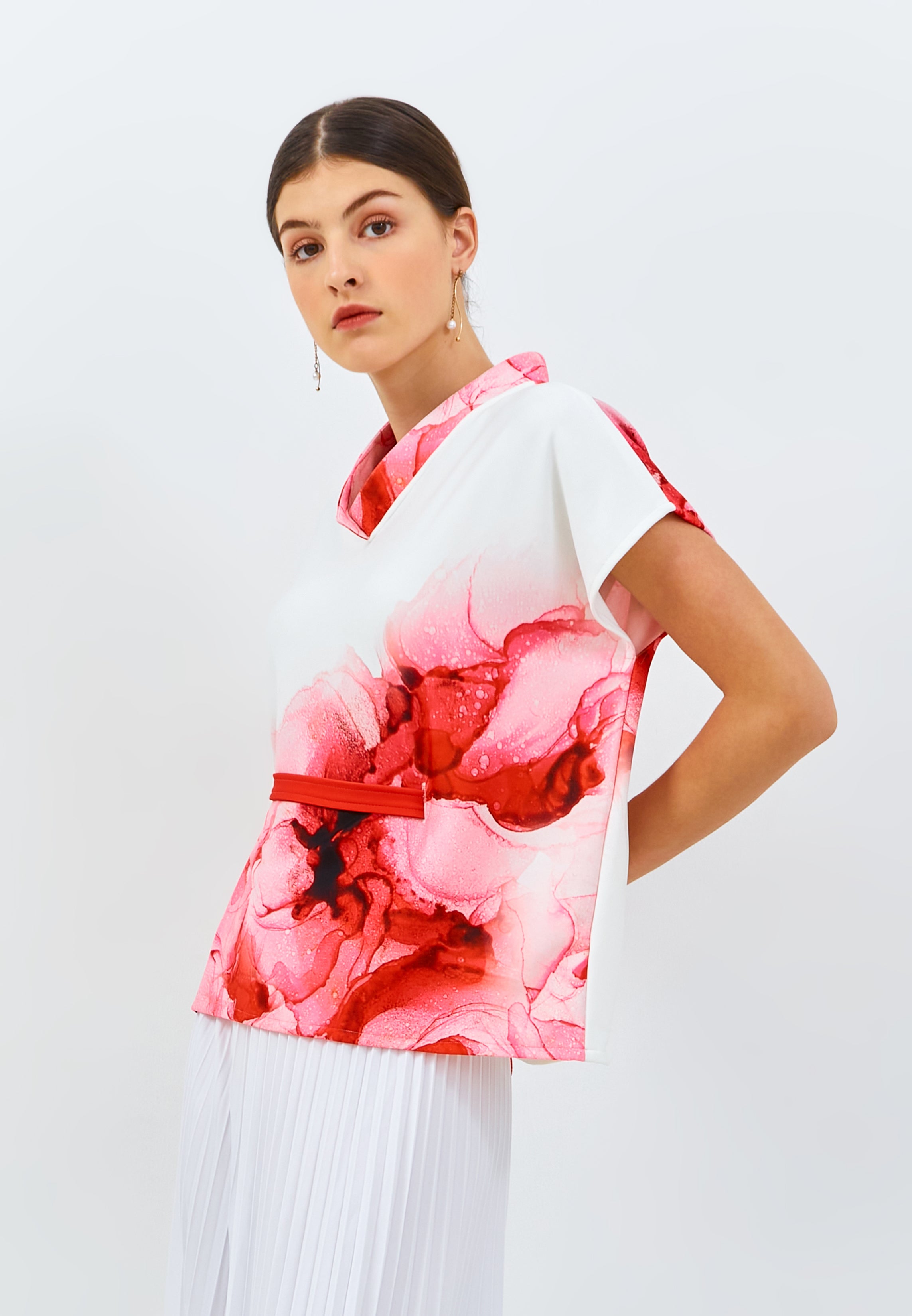 PEONIES Multiway Top
