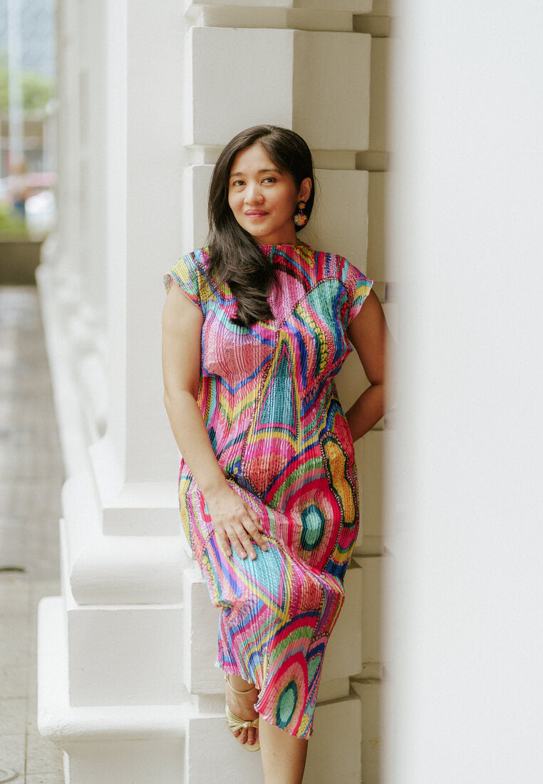 MAGIC Pleated Midi Dress