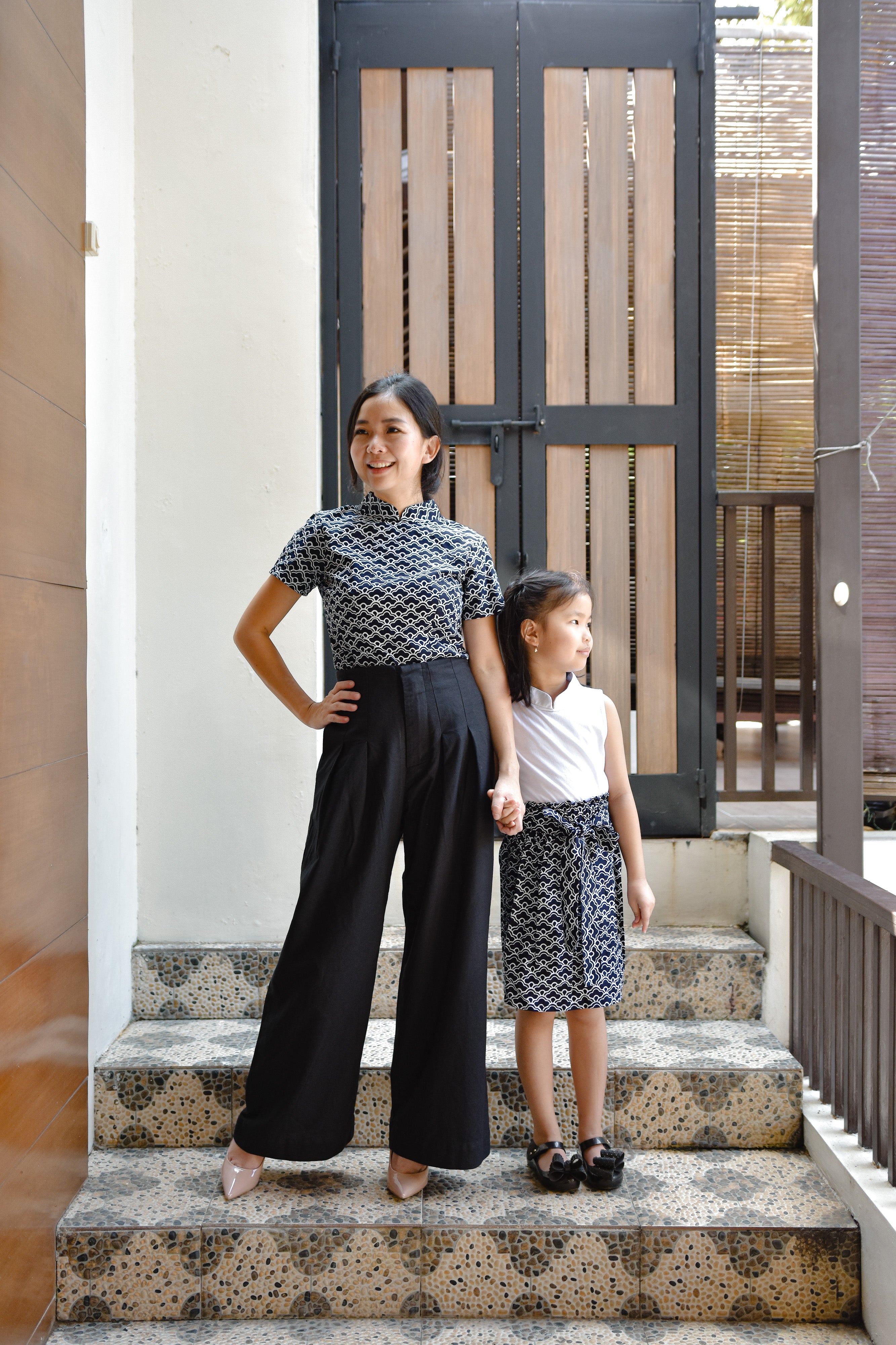 CLOUD Black Batik Sleeve Cheongsam Top