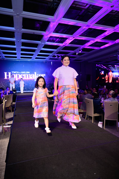 FIELDS OF FLOWER Circle Skirt