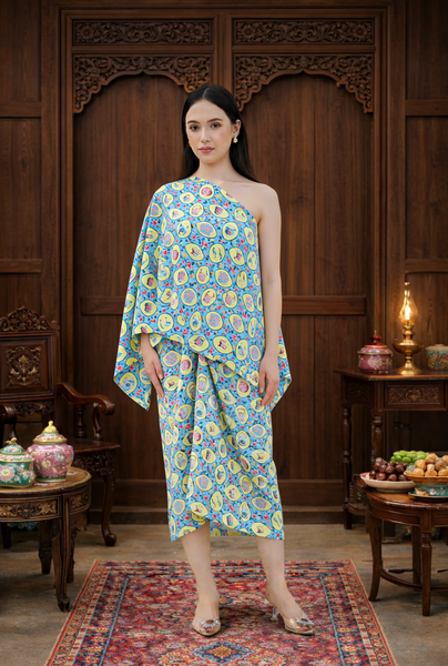 PERANAKAN PORCELAIN Magical Scarf