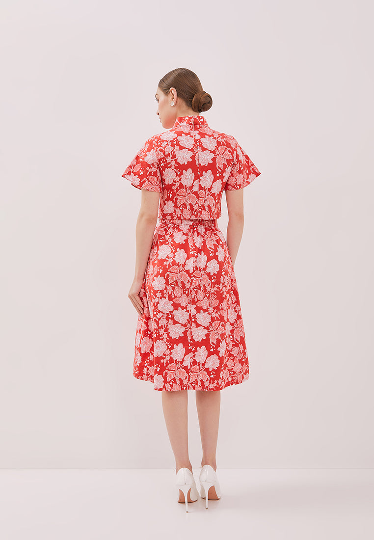 PERANAKAN PAWS Red Sleeve Crop Top