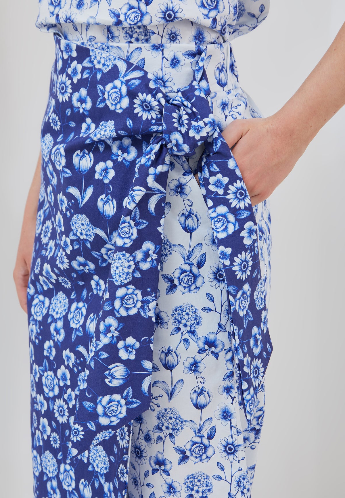 FLOURISH Cheongsam Top