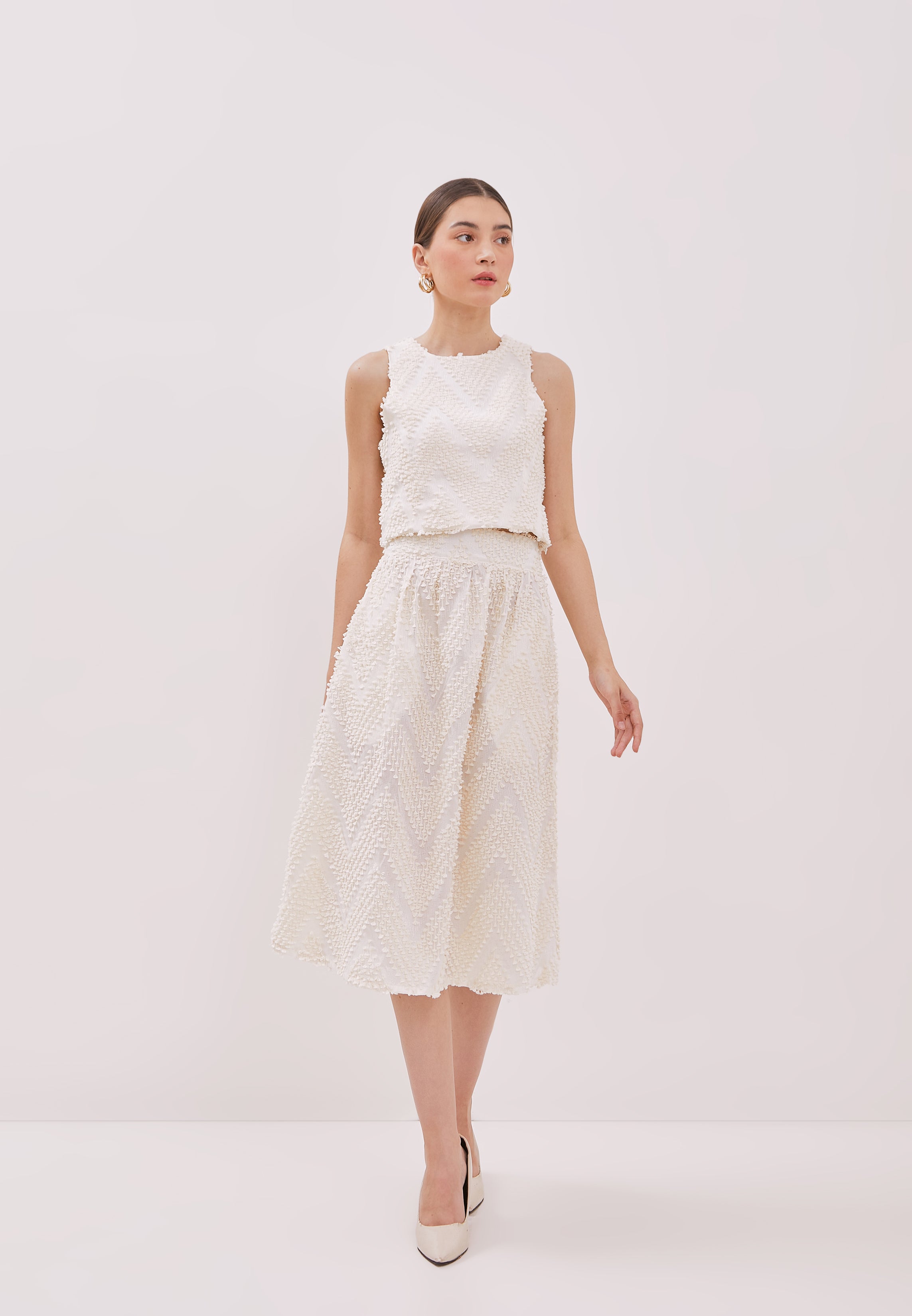 3D Tenun White Straight Skirt