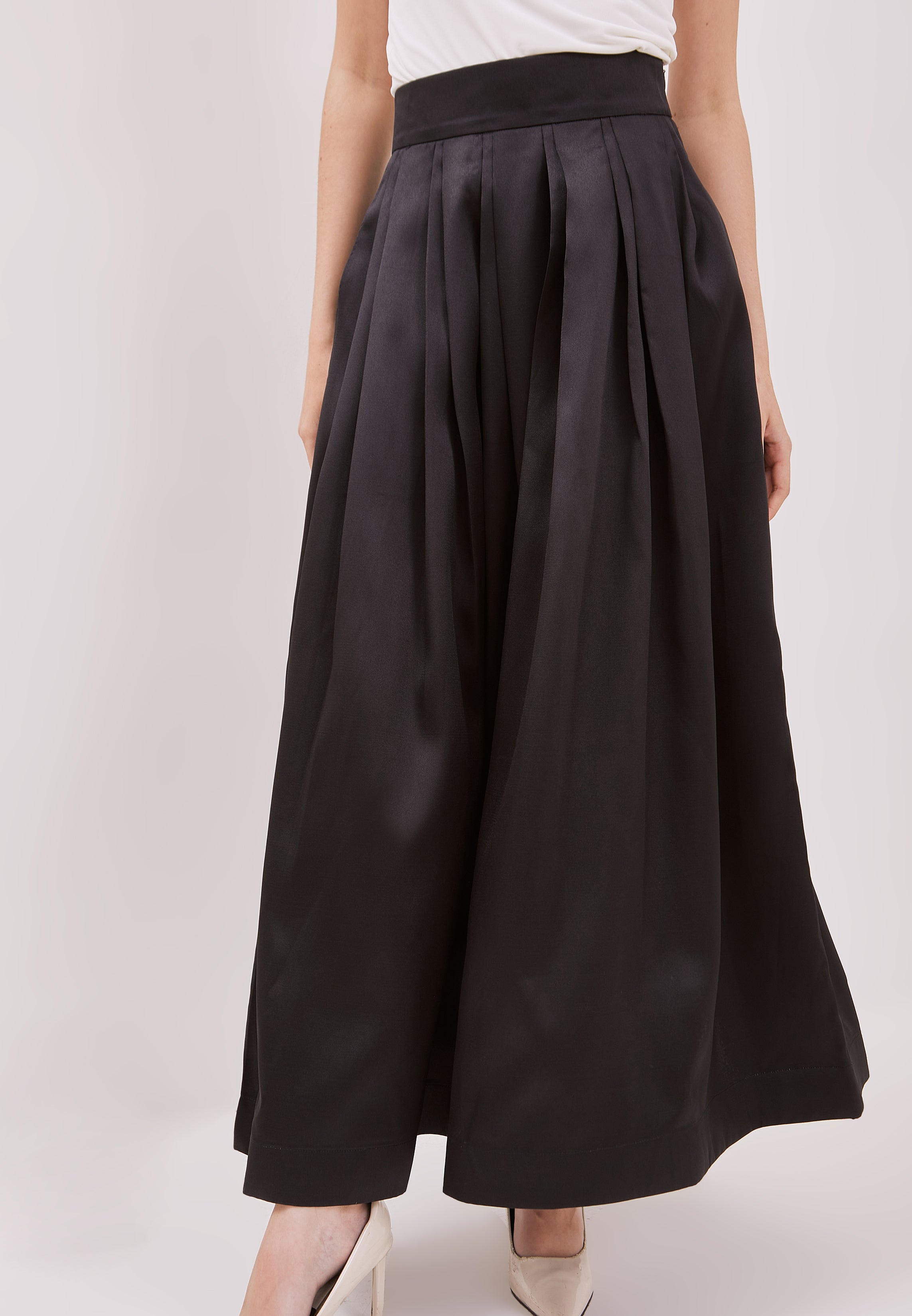 BLACK Maxi Skirt