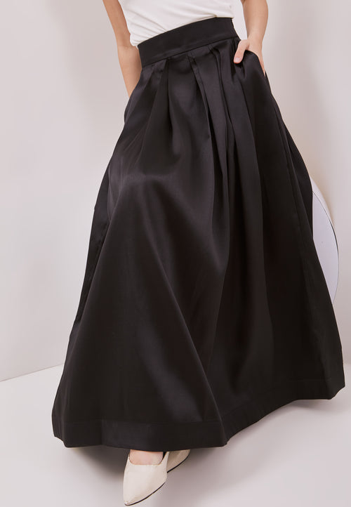 BLACK Maxi Skirt