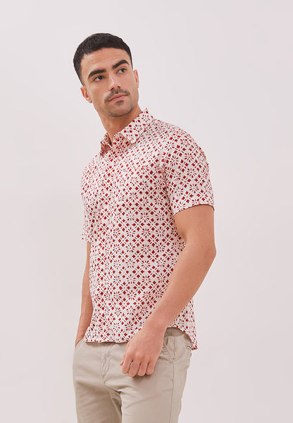 TWINKLING STARS White Man Batik Shirt With Point Collar