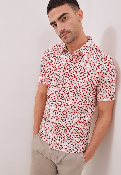 TWINKLING STARS White Man Batik Shirt With Point Collar