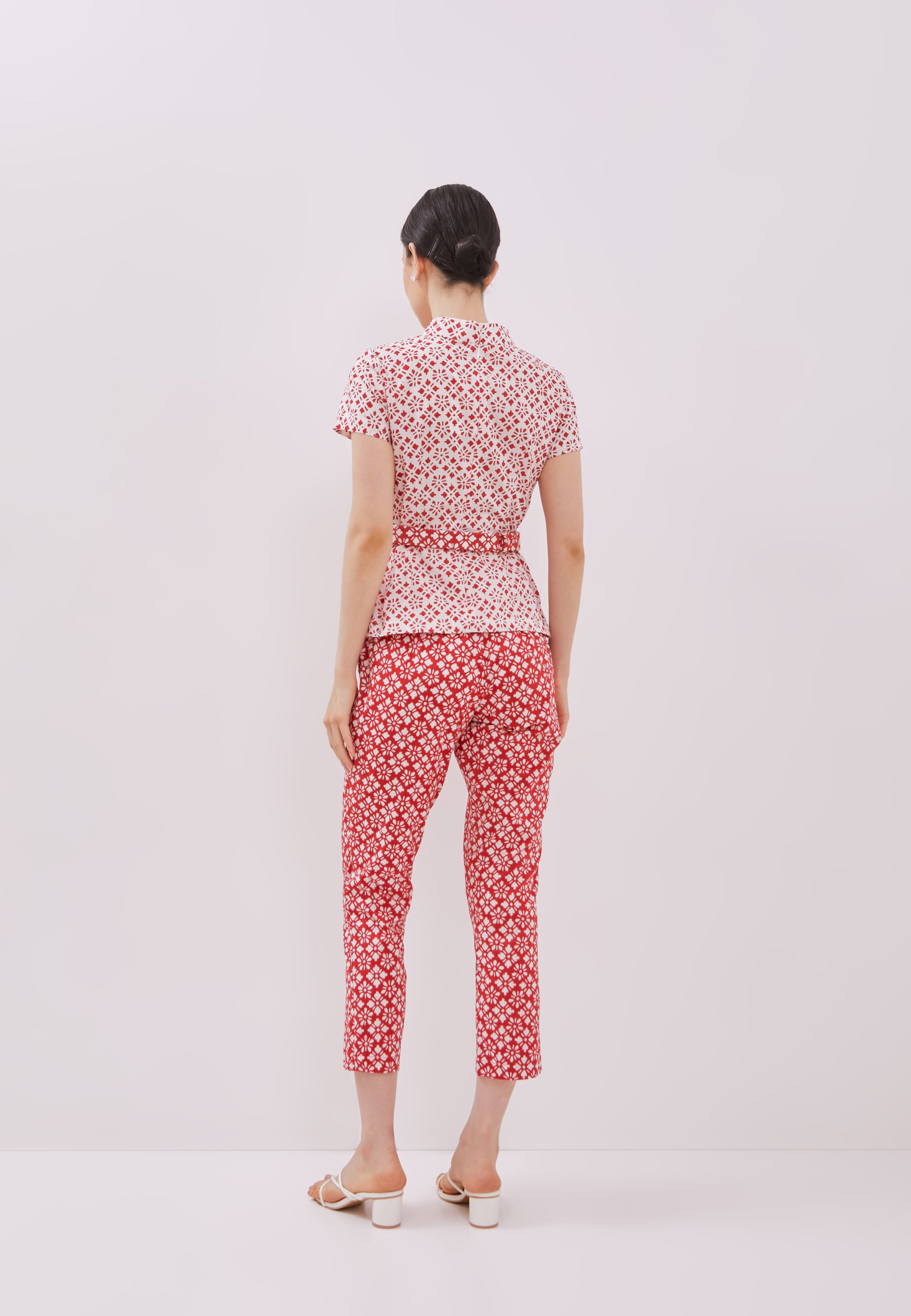 TWINKLING STARS White Batik Sleeve Cheongsam Top