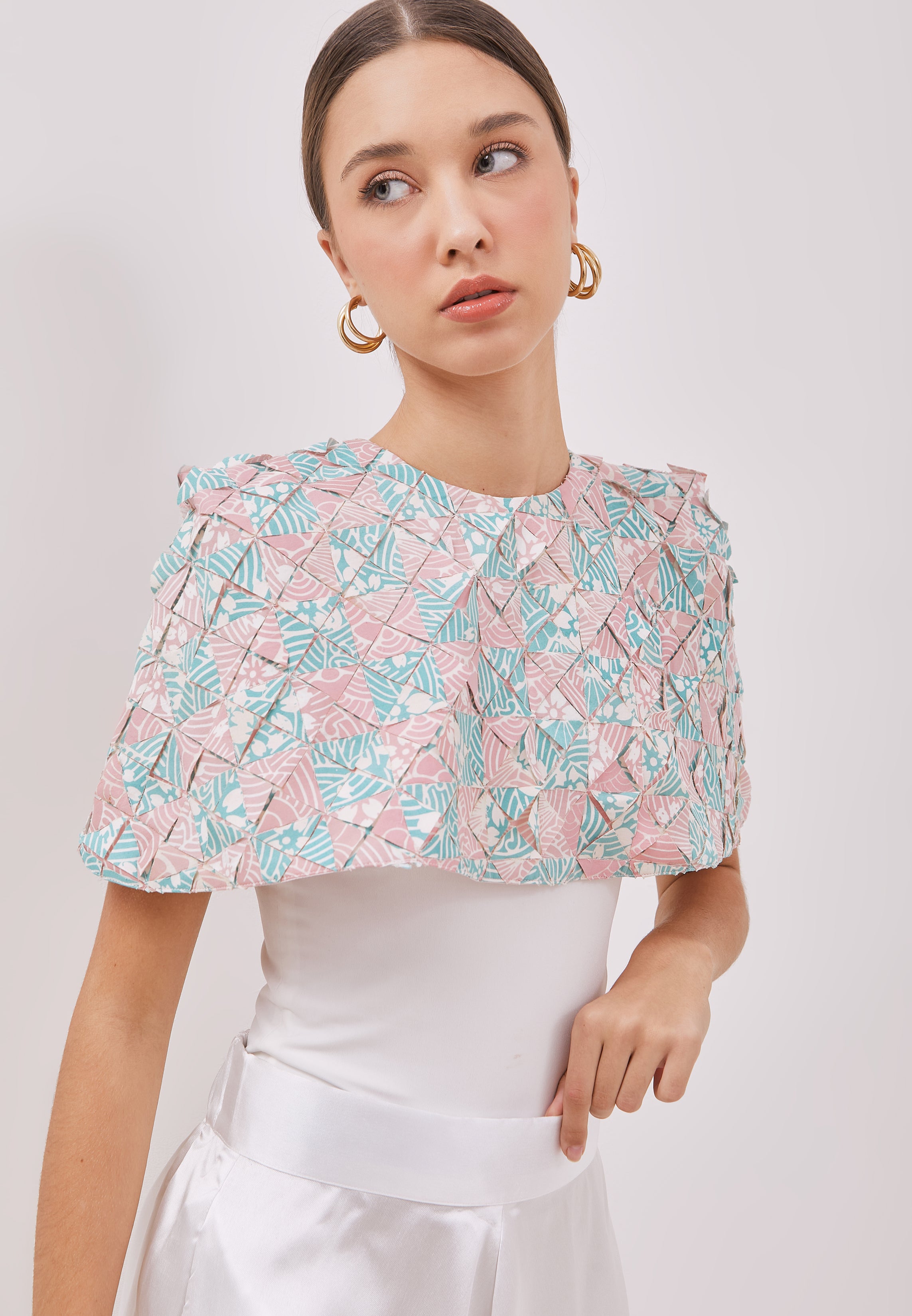 ORIGAMI Pastel Cape