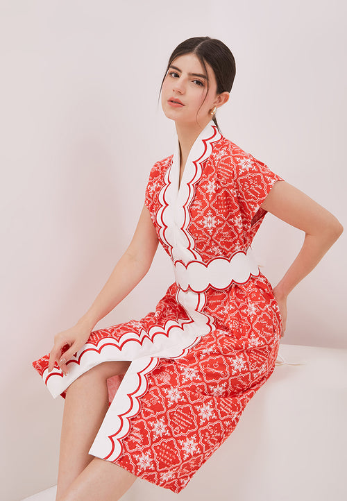 CALLIGRAPHY TILES Nyonya Dress