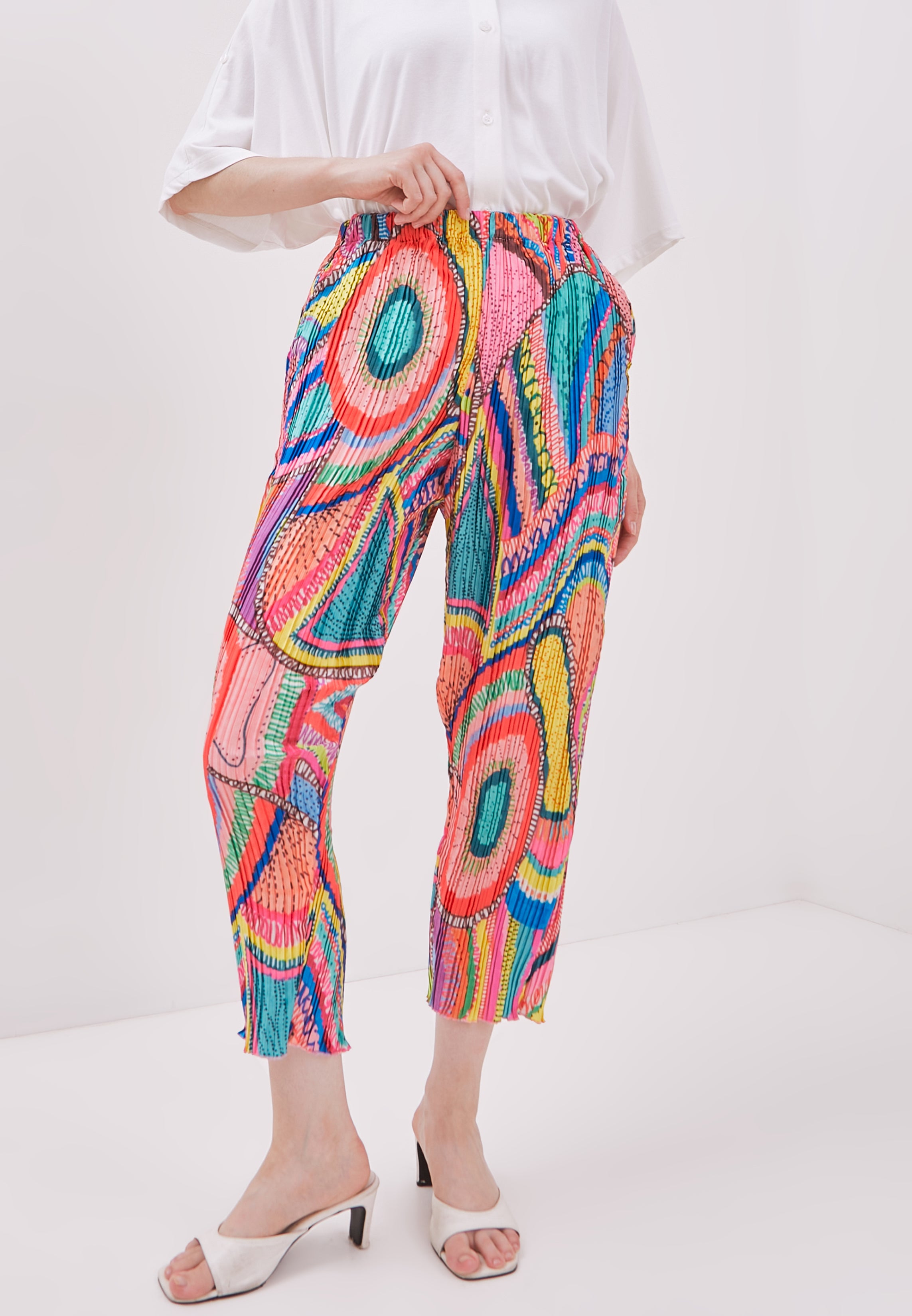 MAGIC Pleated Pants