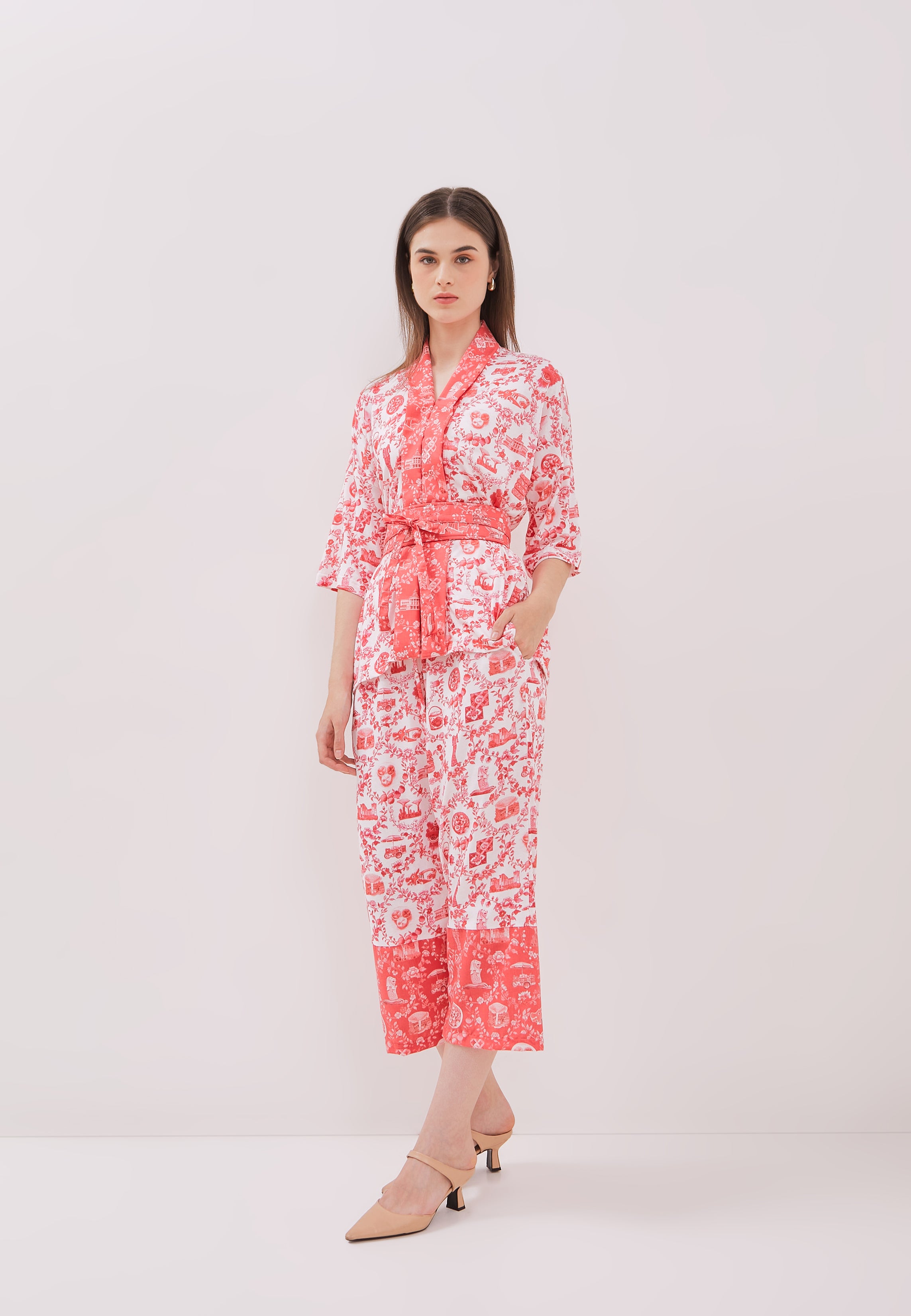 SINGAPORE ICONS Nyonya Top