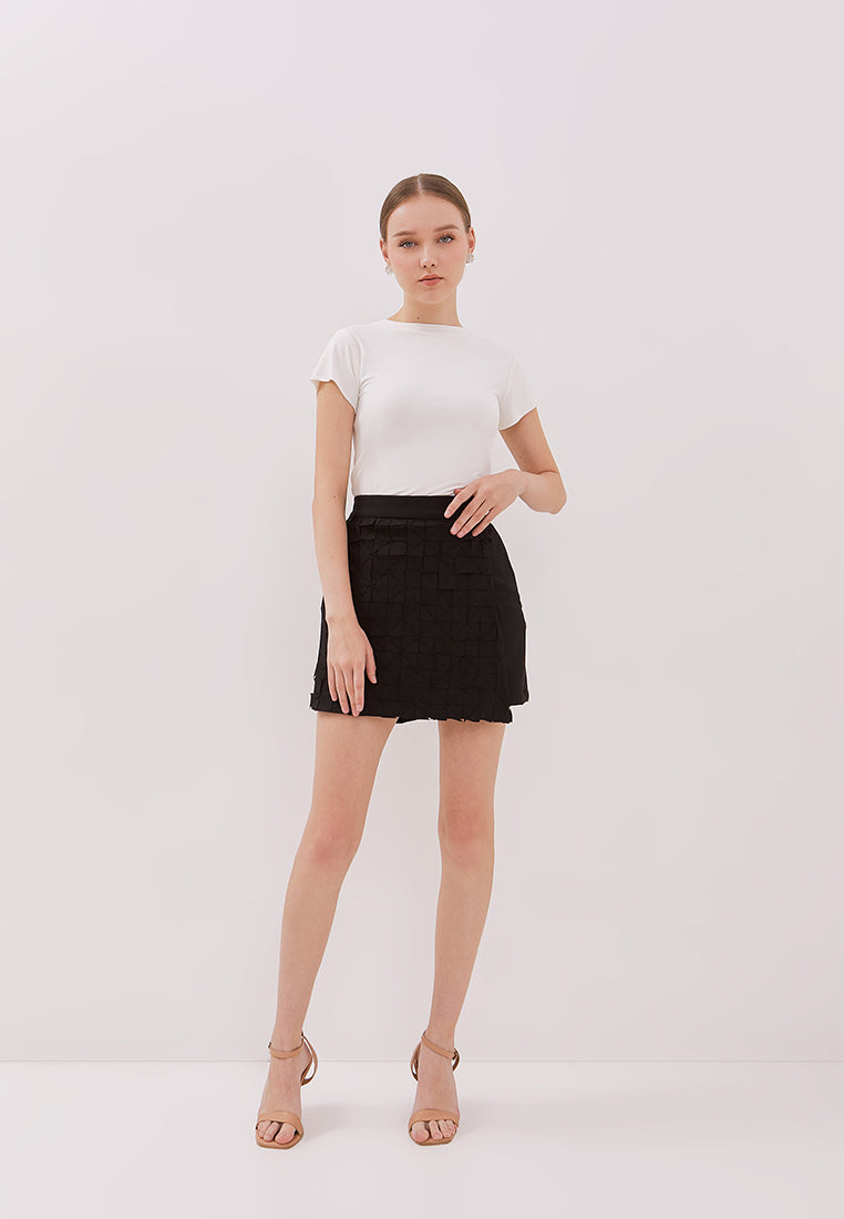 ORIGAMI Black Skort