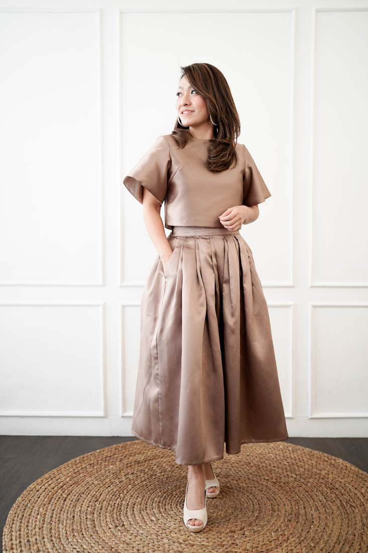 BRONZE Sleeve Crop Top