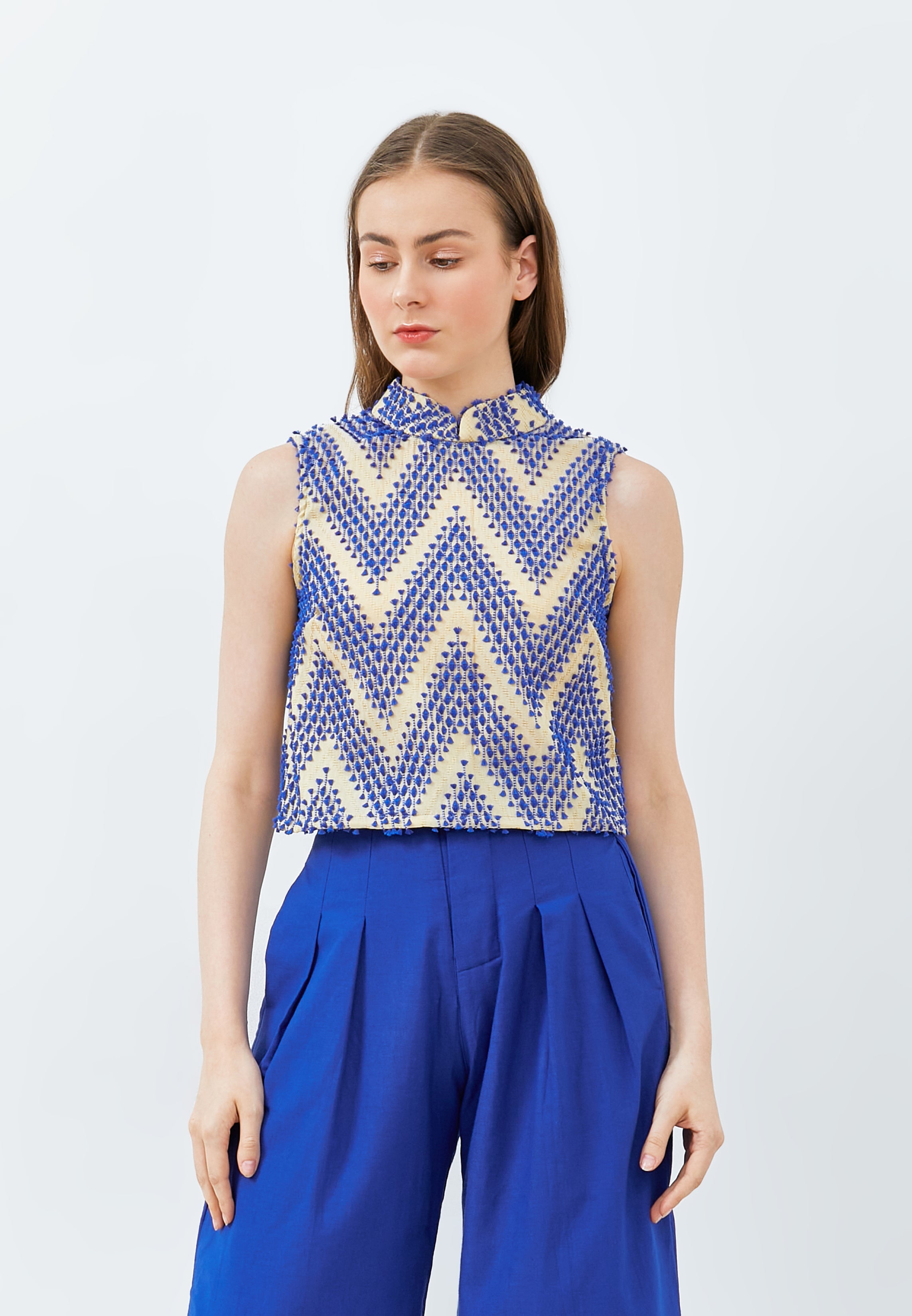 3D Tenun Crop Top