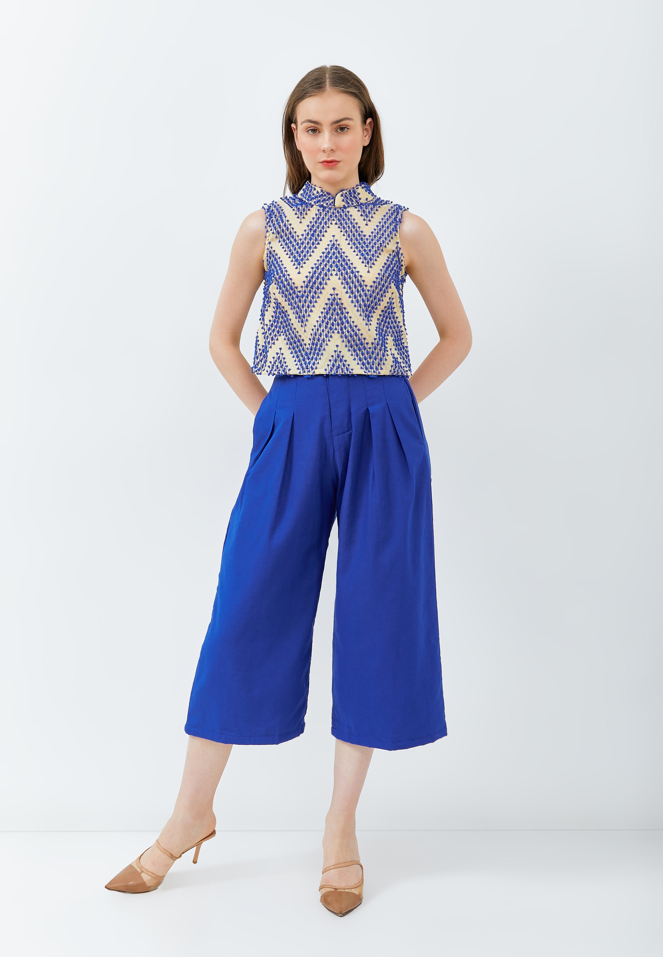 3D Tenun Crop Top