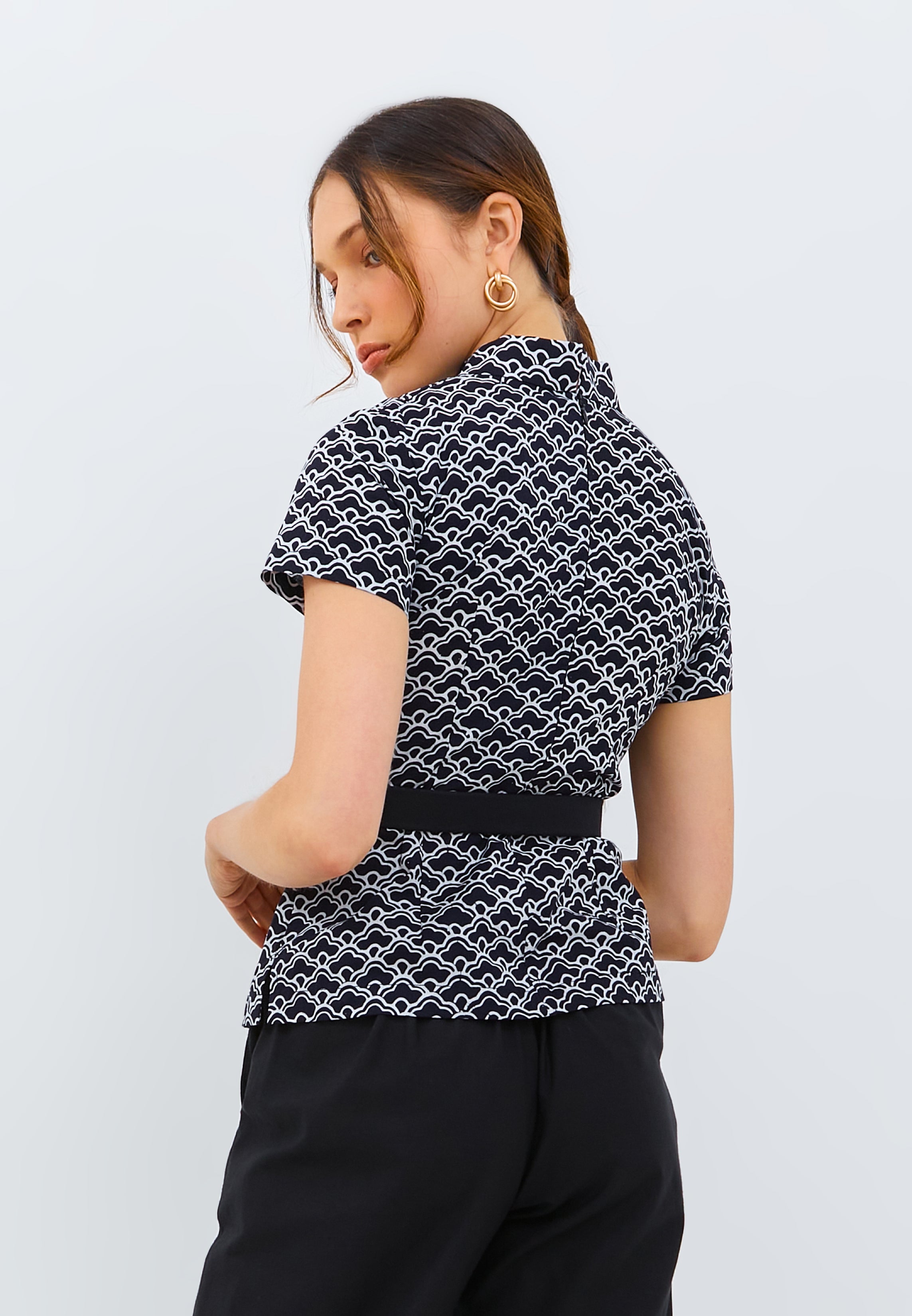 CLOUD Black Batik Sleeve Cheongsam Top