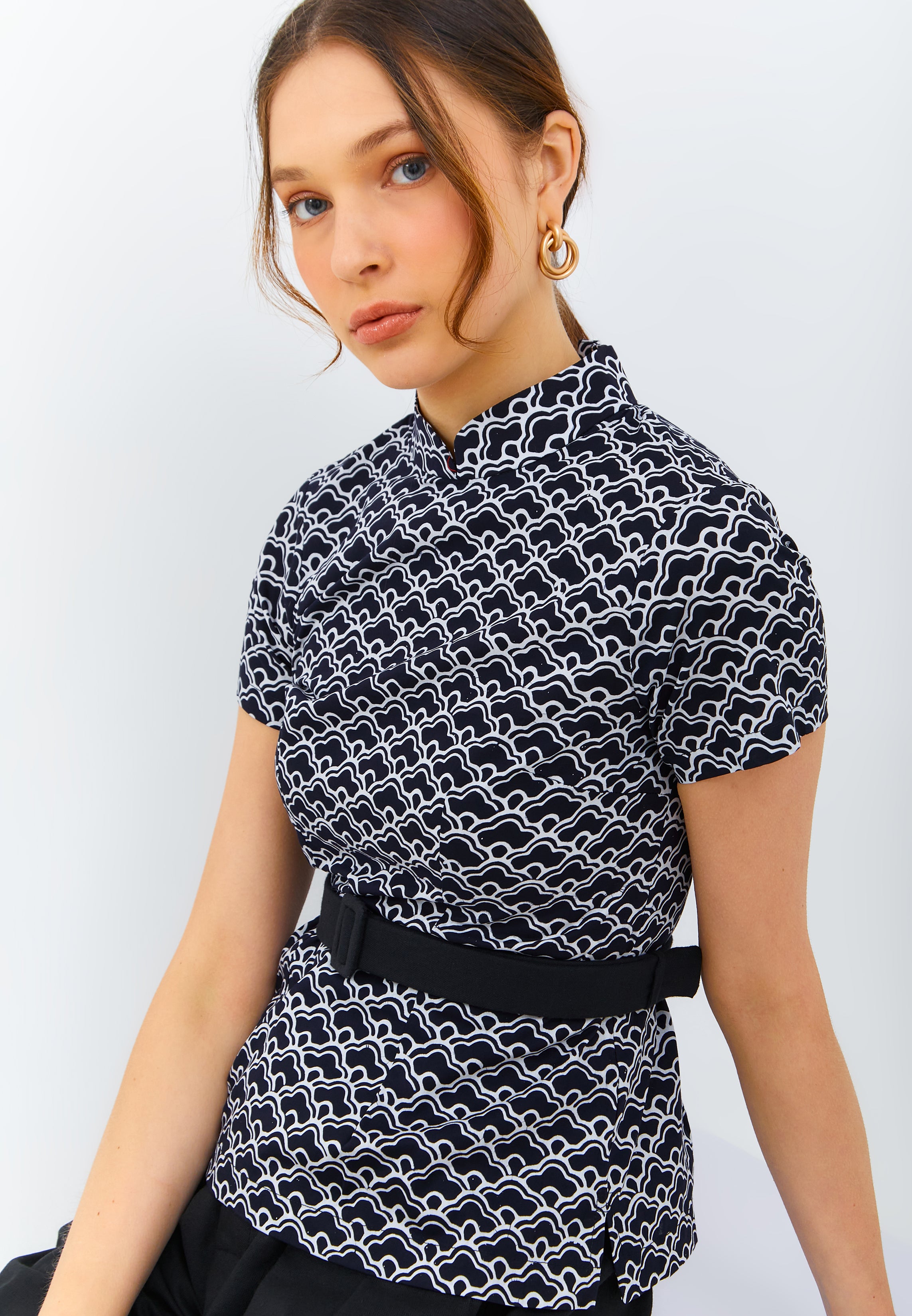 CLOUD Black Batik Sleeve Cheongsam Top
