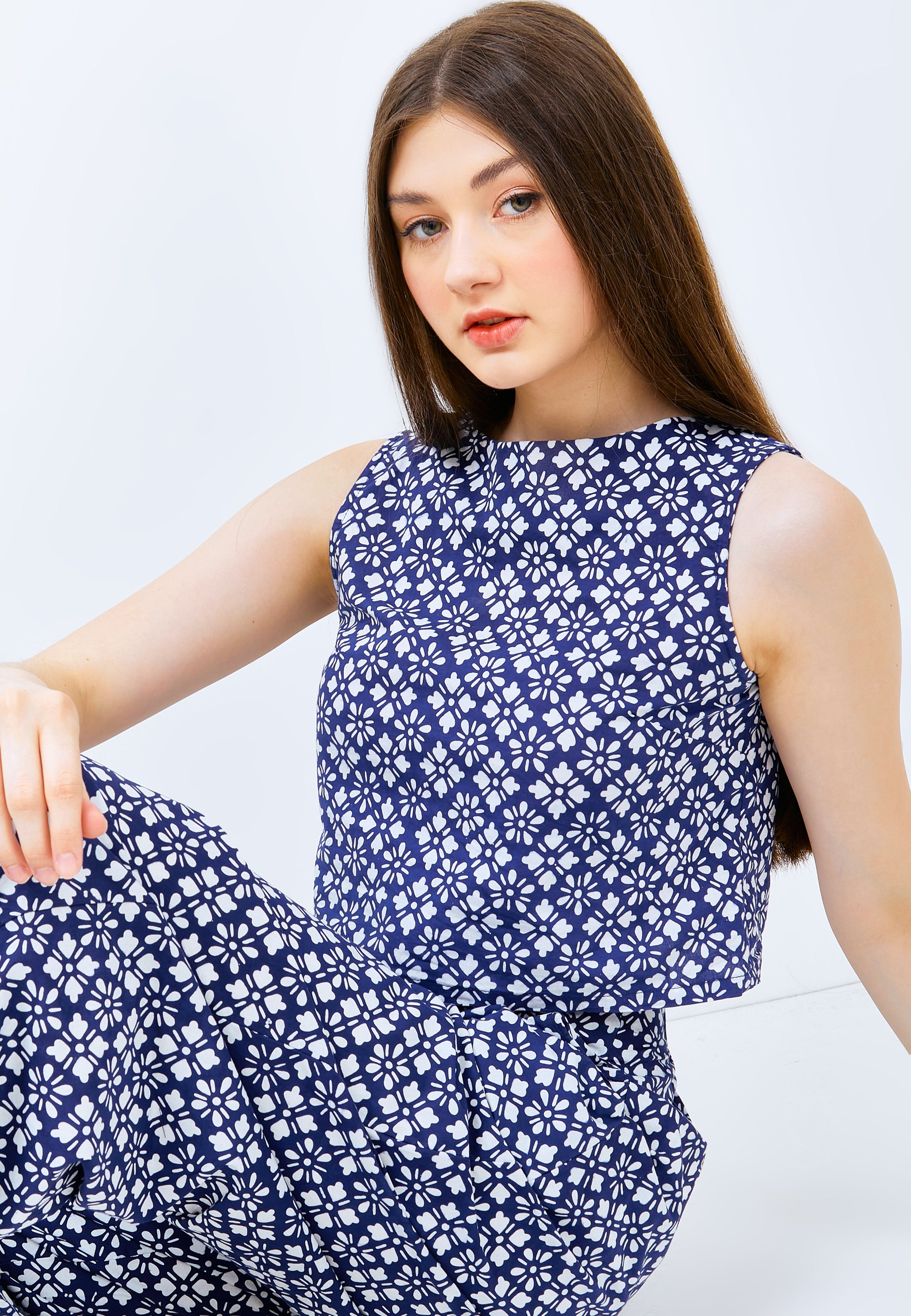 HISHI Navy Crop Top