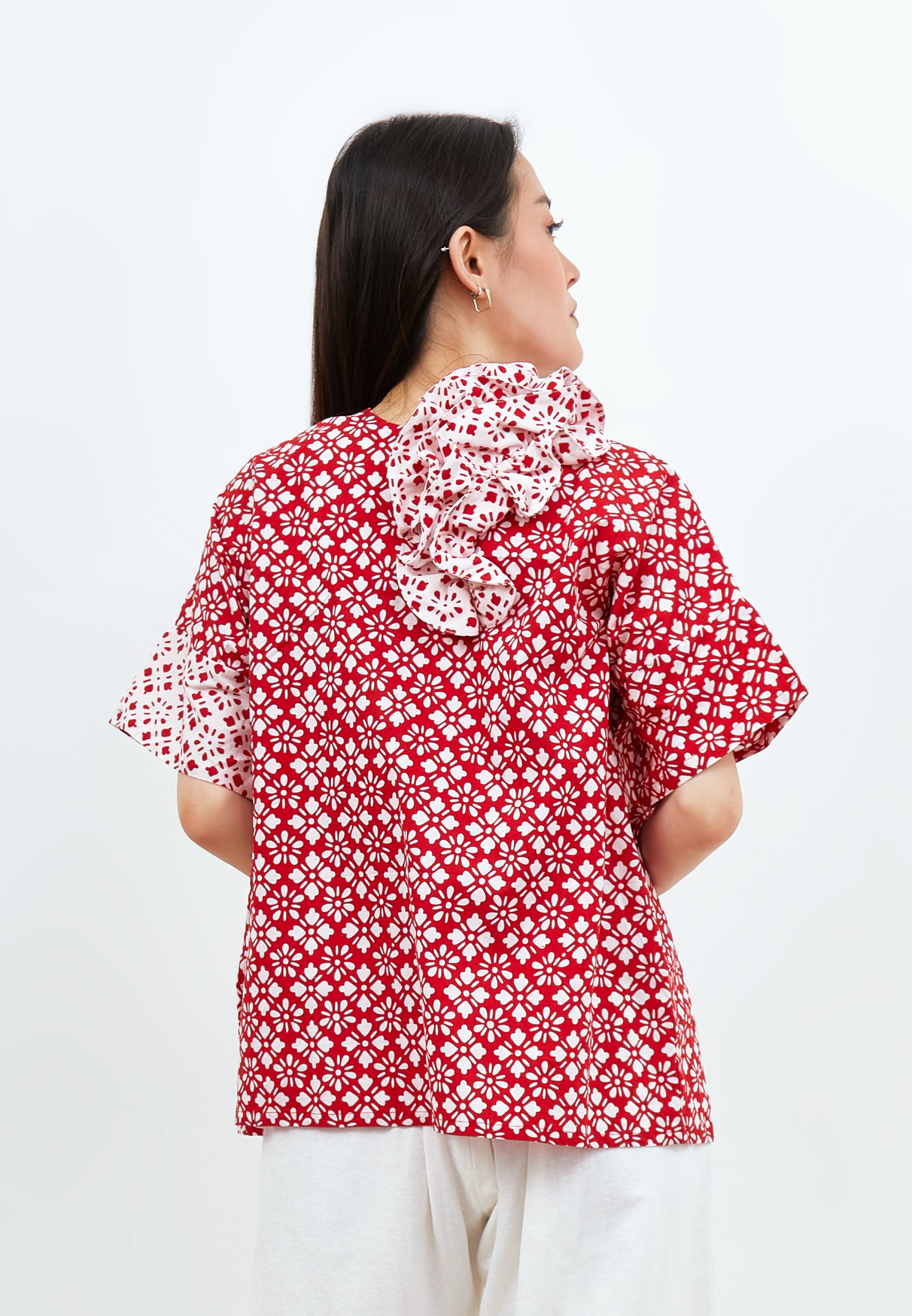 TWINKLING STARS Ruffles Kimono Button Top
