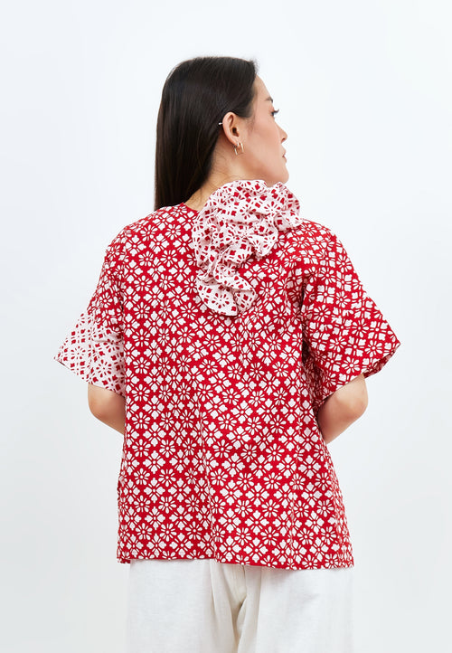 TWINKLING STARS Ruffles Kimono Button Top