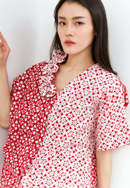 TWINKLING STARS Ruffles Kimono Button Top