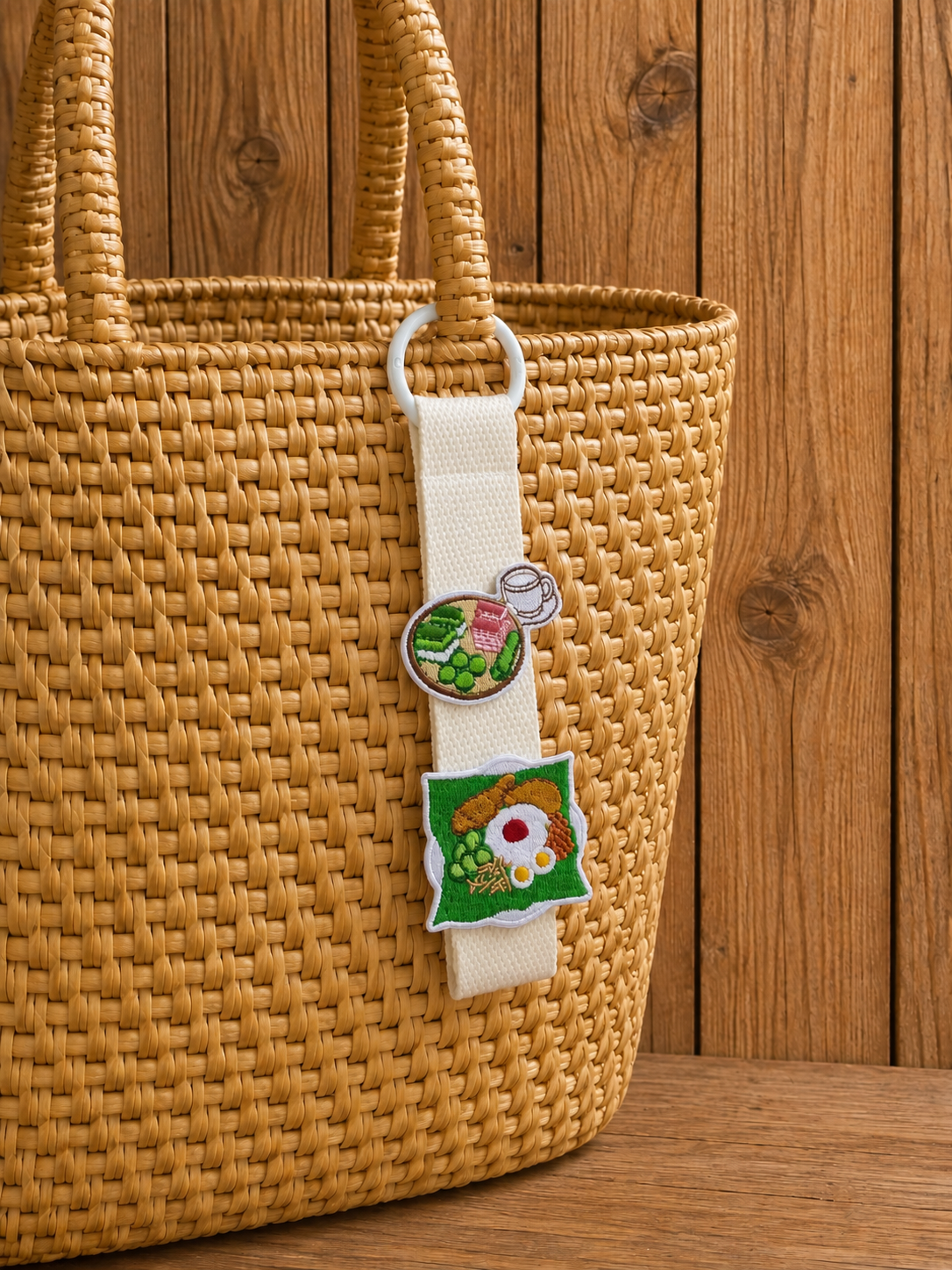 SHIOK! Straps