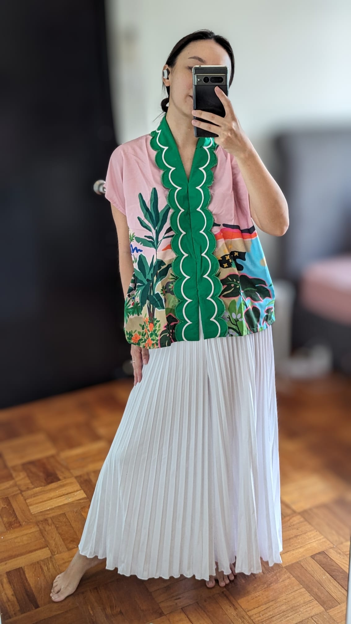 SUMMER STROLL Nyonya Cap Sleeve Top
