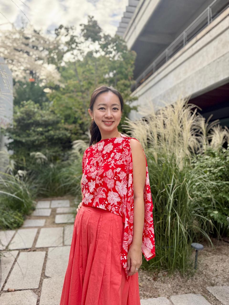 PERANAKAN PAWS RED Magical Scarf