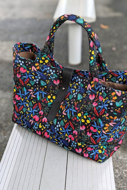 BLACK HANA Canvas Bag