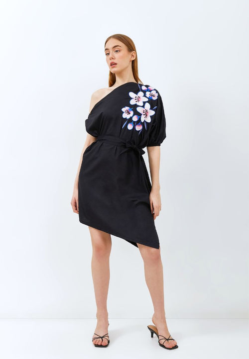 CHERRY BLOSSOM Embroidery Black Toga Dress