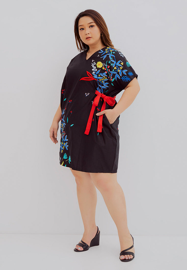 BLACK 花 HANA Embroidery Kimono Dress