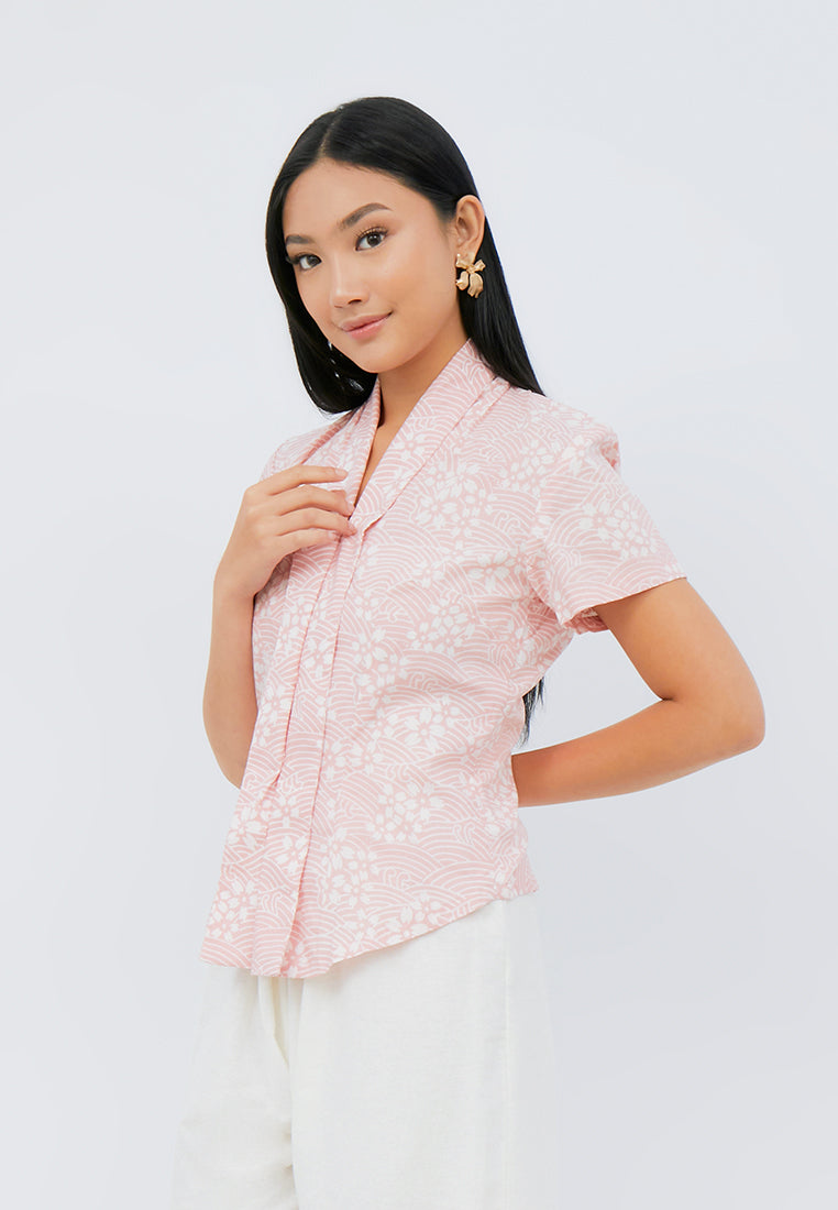 SAKURA さくら Blush Kebaya Top Batik