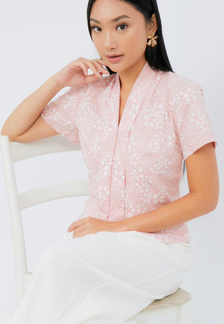 SAKURA さくら Blush Kebaya Top Batik