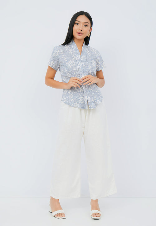 SAKURA さくら Grey Kebaya Top Batik