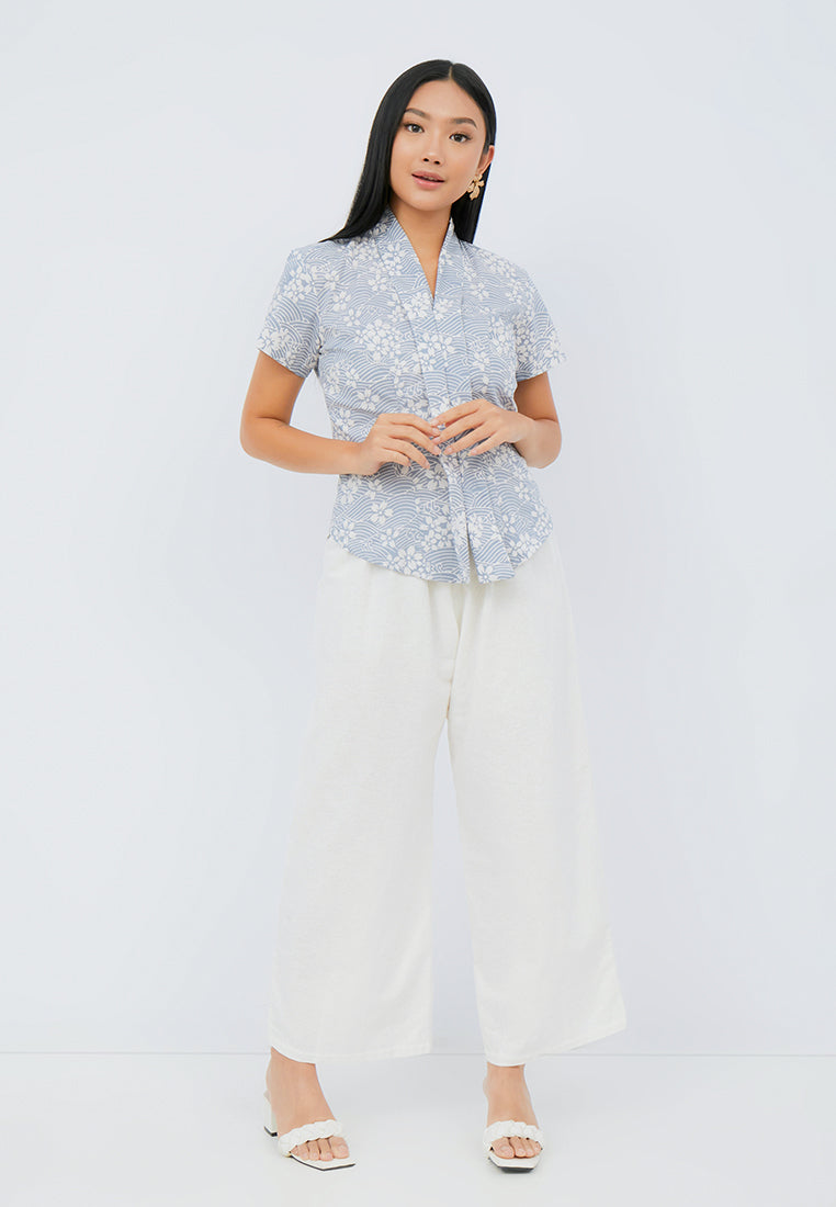 SAKURA さくら Grey Kebaya Top Batik