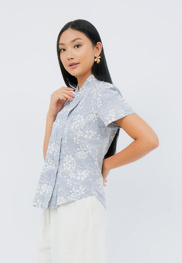SAKURA さくら Grey Kebaya Top Batik