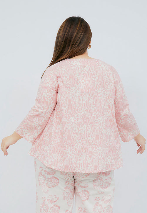 SAKURA さくら Blush Trapeze Shirt