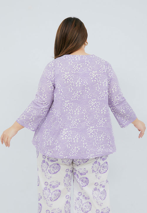 SAKURA さくら Lilac Trapeze Shirt