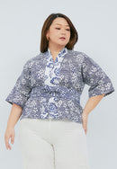 SAKURA さくら Navy 3/4 Sleeve Nyonya Top