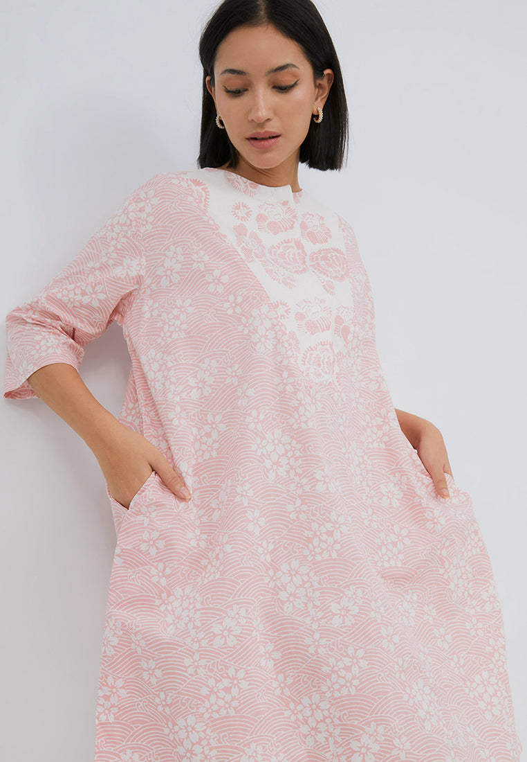 SAKURA さくら Blush Trapeze Dress