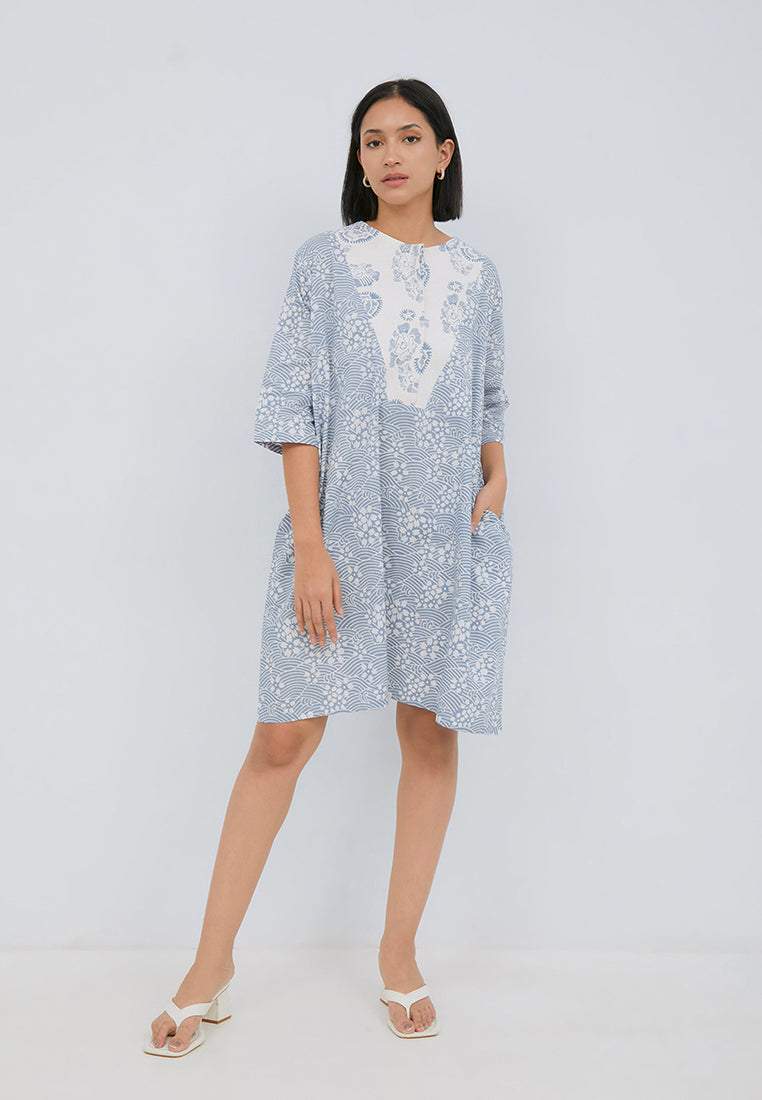 SAKURA さくら Grey Trapeze Dress