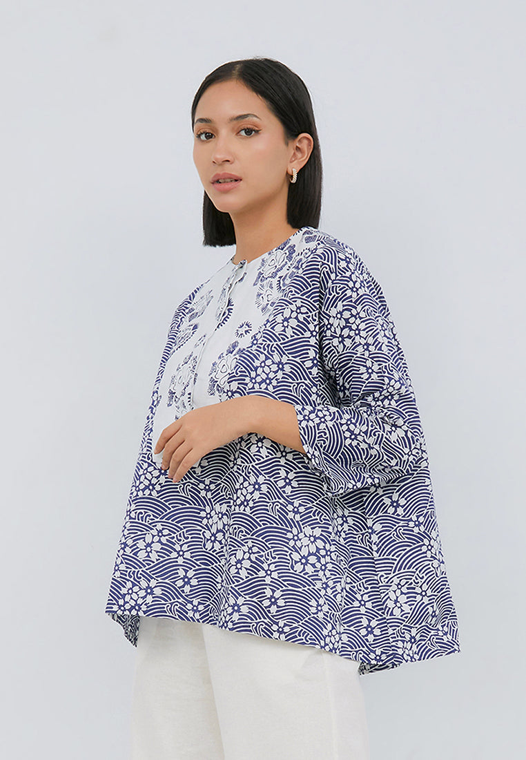 SAKURA さくら Navy Trapeze Shirt