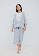 SAKURA さくら Grey Trapeze Shirt